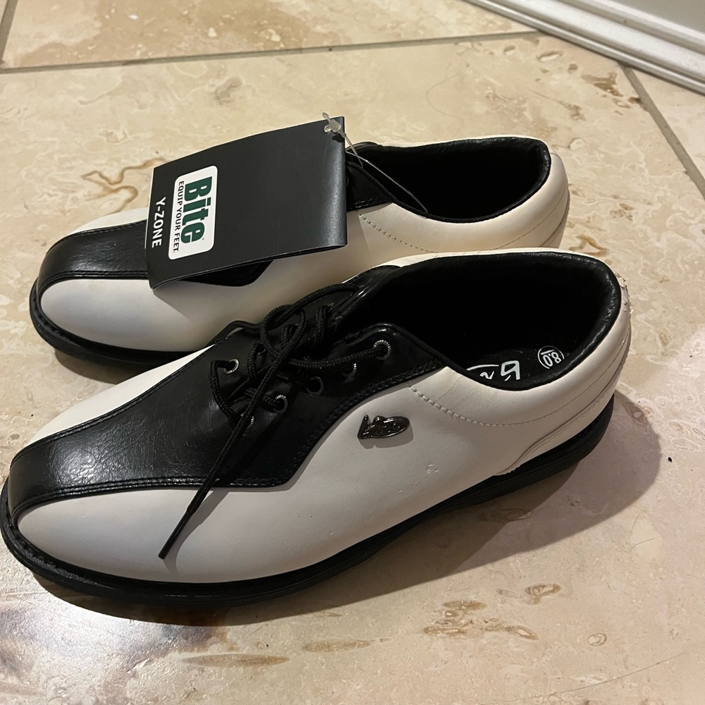 Women’s Golf Shoes NWT
